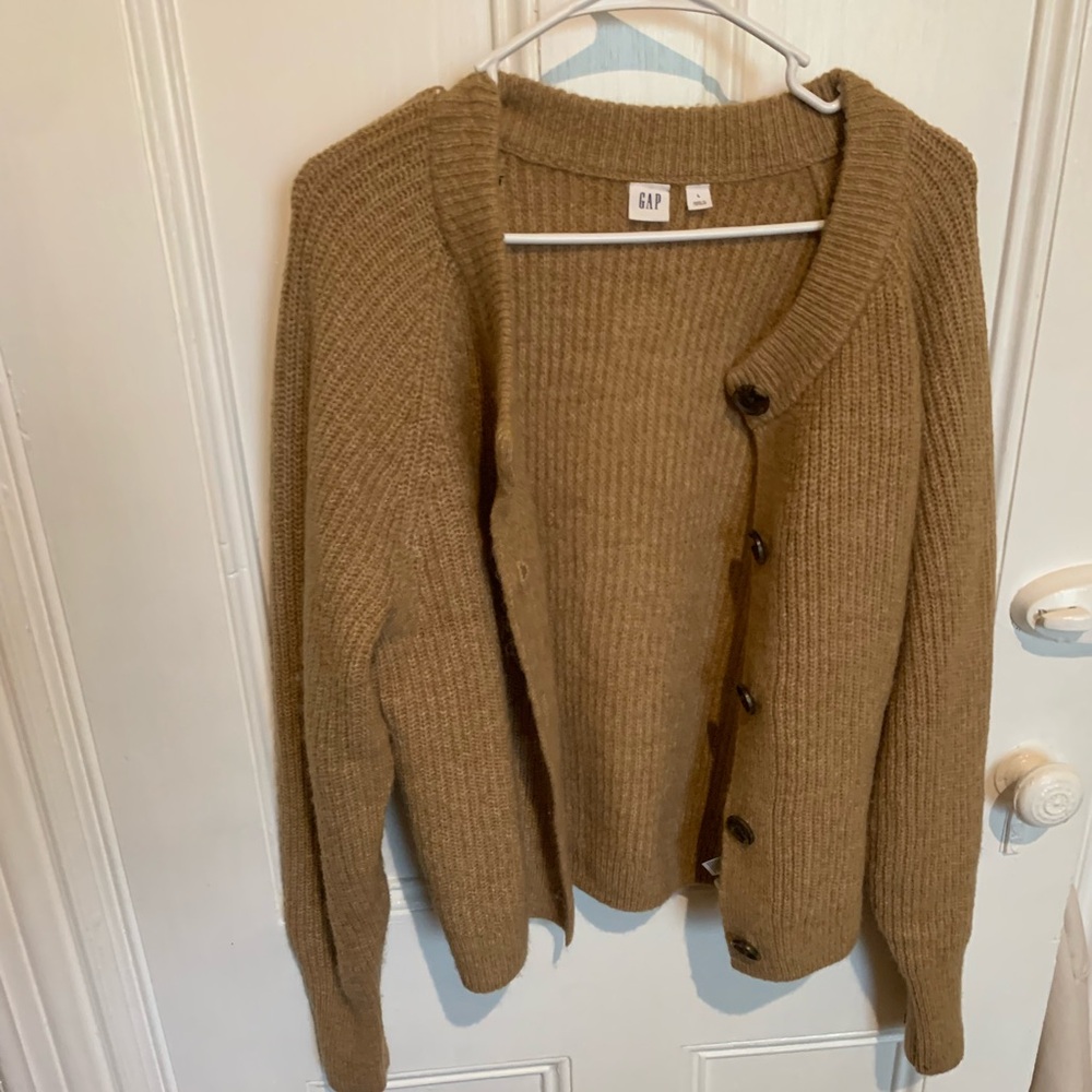 NWOT, Gap Tan Knit Sweater/Cardigan, Size Large